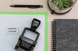 Firmenstempel von Trodat im Einsatz bei einem Logistikunternehmen